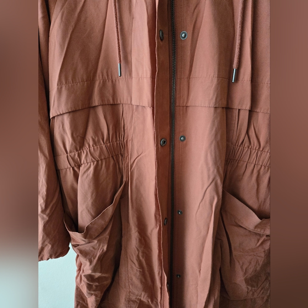 Reitmans XXL Rust Water Resistant Rain Jacket With Detatchable Oversized Hood - Picture 2 of 9